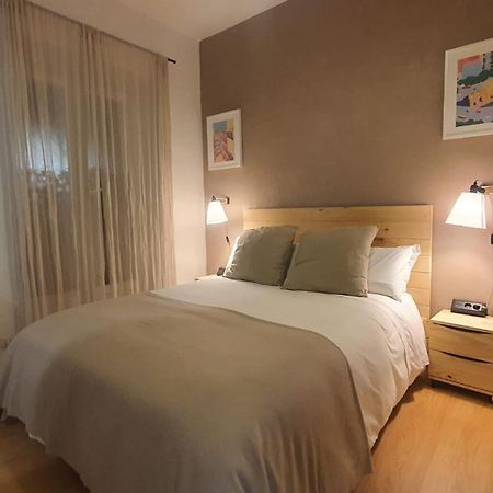 Rentadore Atocha Suites Madrid Bagian luar foto