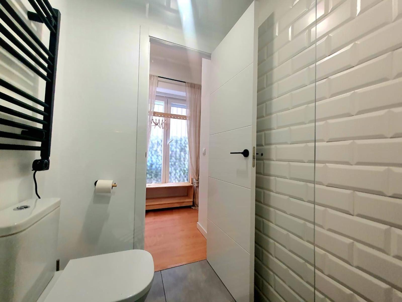 Rentadore Atocha Suites Madrid Bagian luar foto