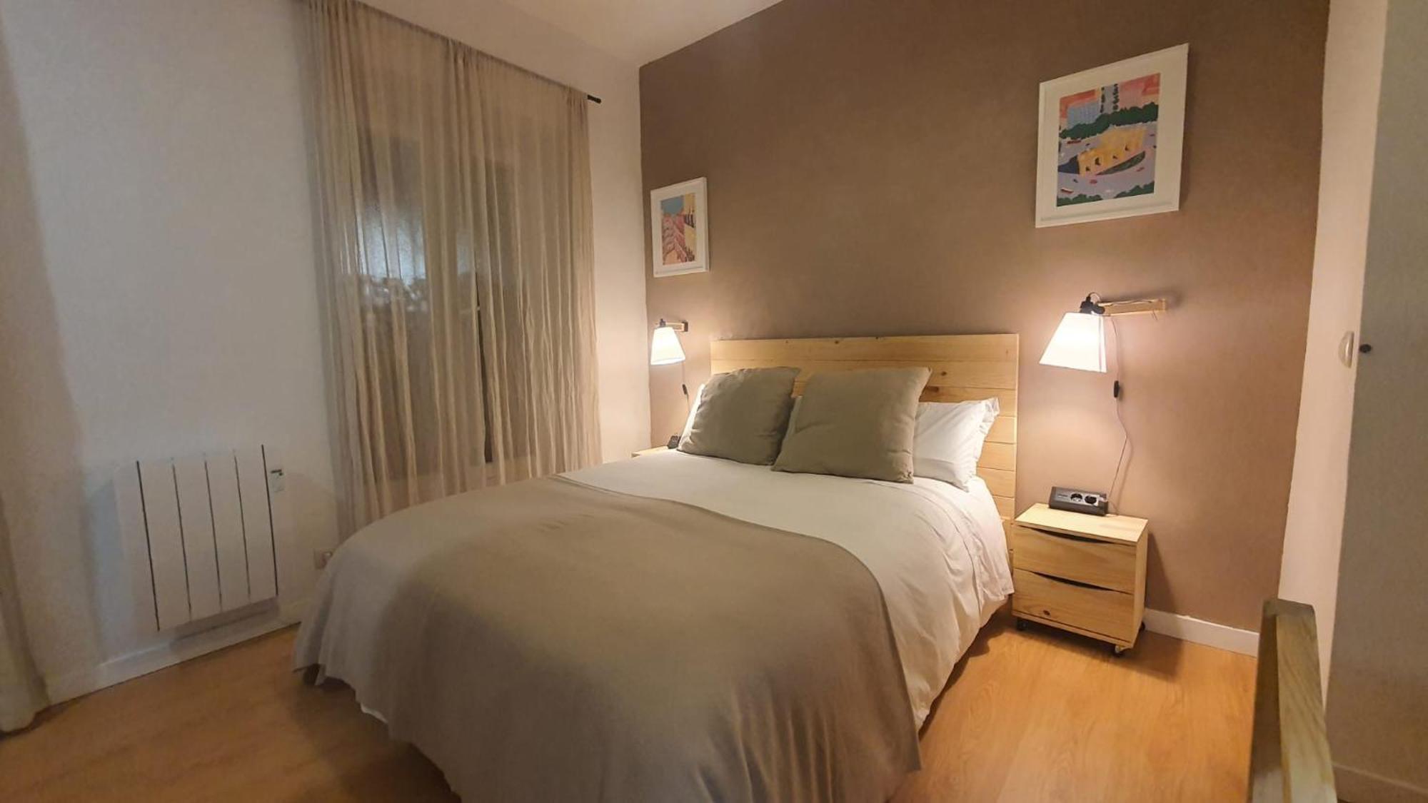 Rentadore Atocha Suites Madrid Bagian luar foto