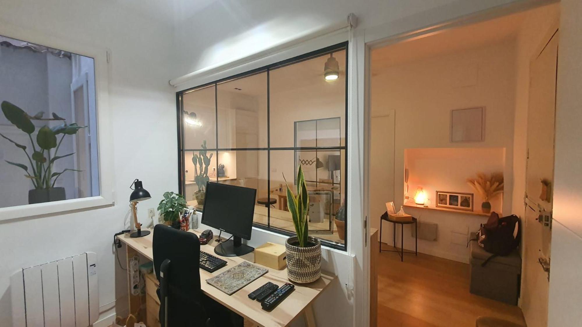 Rentadore Atocha Suites Madrid Bagian luar foto